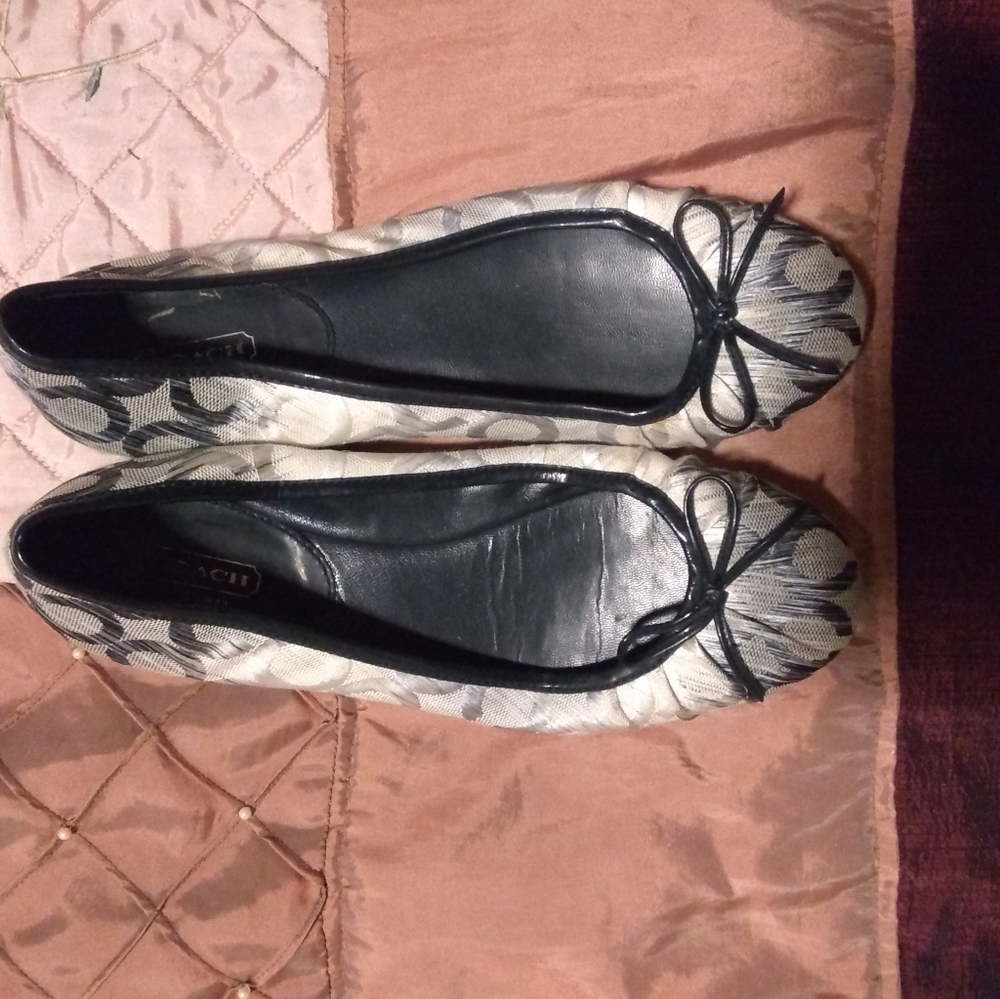 Coach flats - Picture 2 of 2